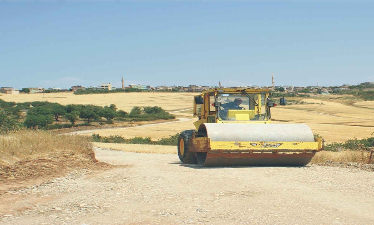 Siirt\'te Tarımsal Altyapı Faaliyetleri Hız Kazandı