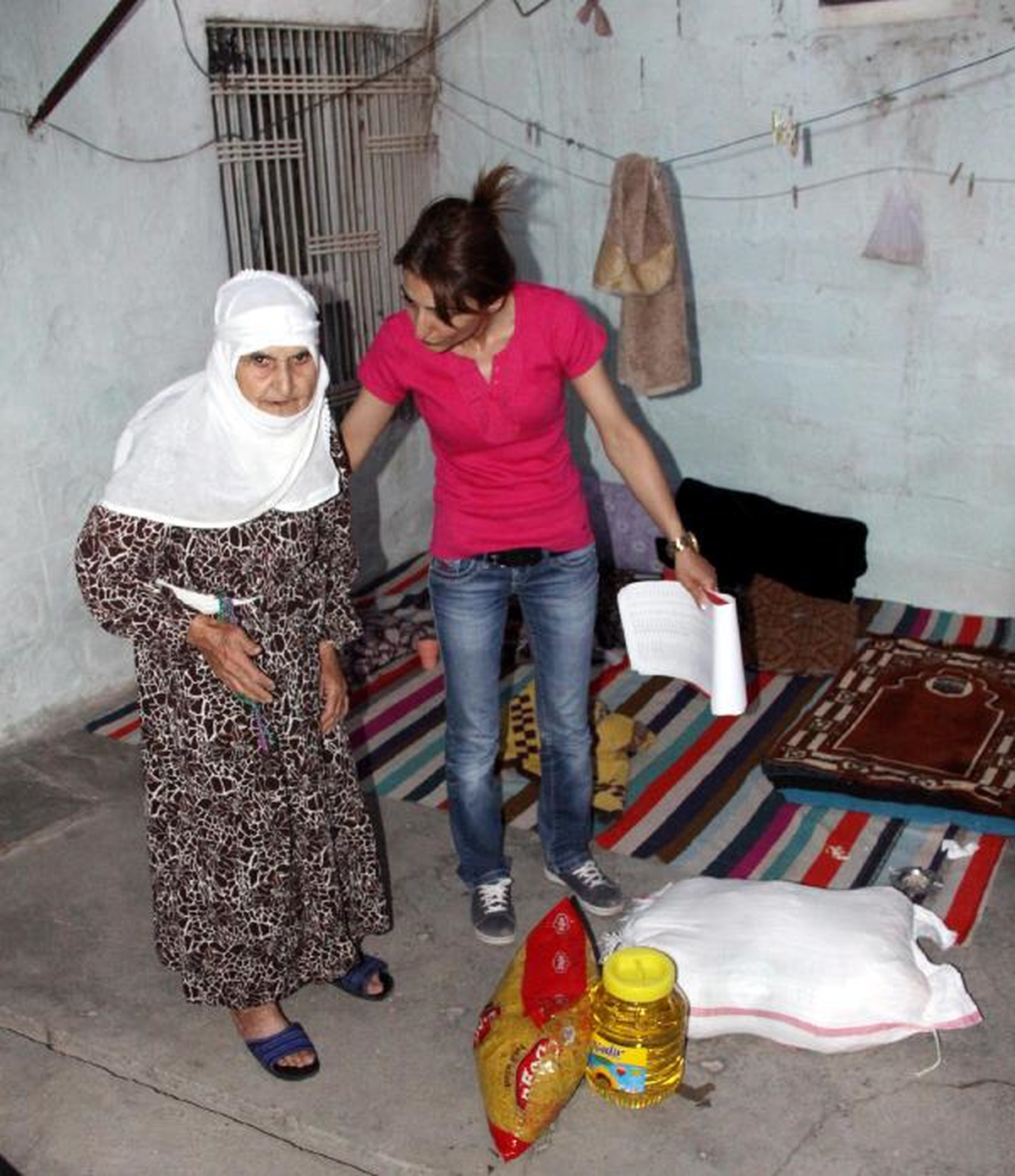 Siverek Belediyesi\'nden 2 Bin 500 Aileye Gıda Yardımı