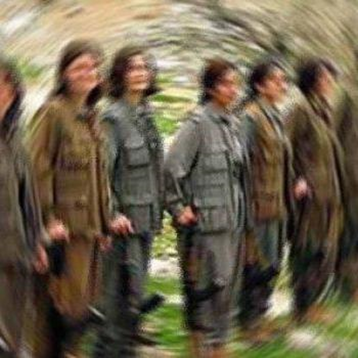 Tunceli\'de Kadın PKK\'lı Teslim Oldu