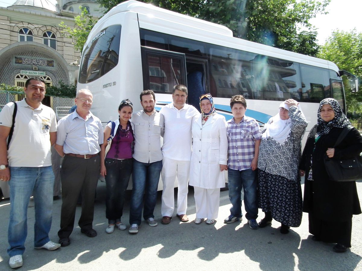 Umre Yolcuları Dualarla Uğurlandı