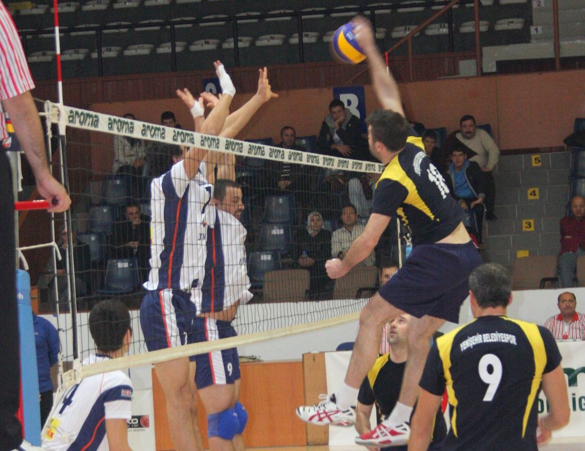 Yenişehir Belediyespor 1. Ligde