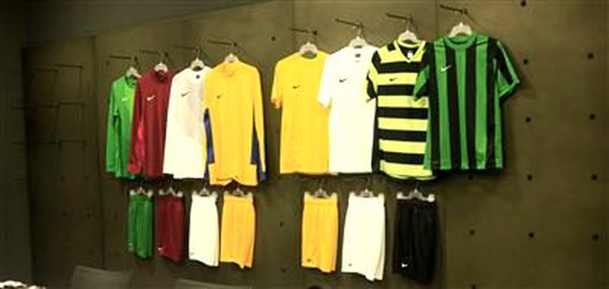 Akhisar Belediyespor\'da Göğüs Reklamı Belirsizliği