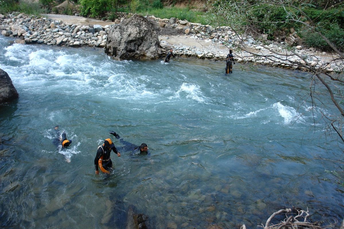 Artvin\'de Dereye Düşen İmam İçin Arama Çalışmaları Sürüyor