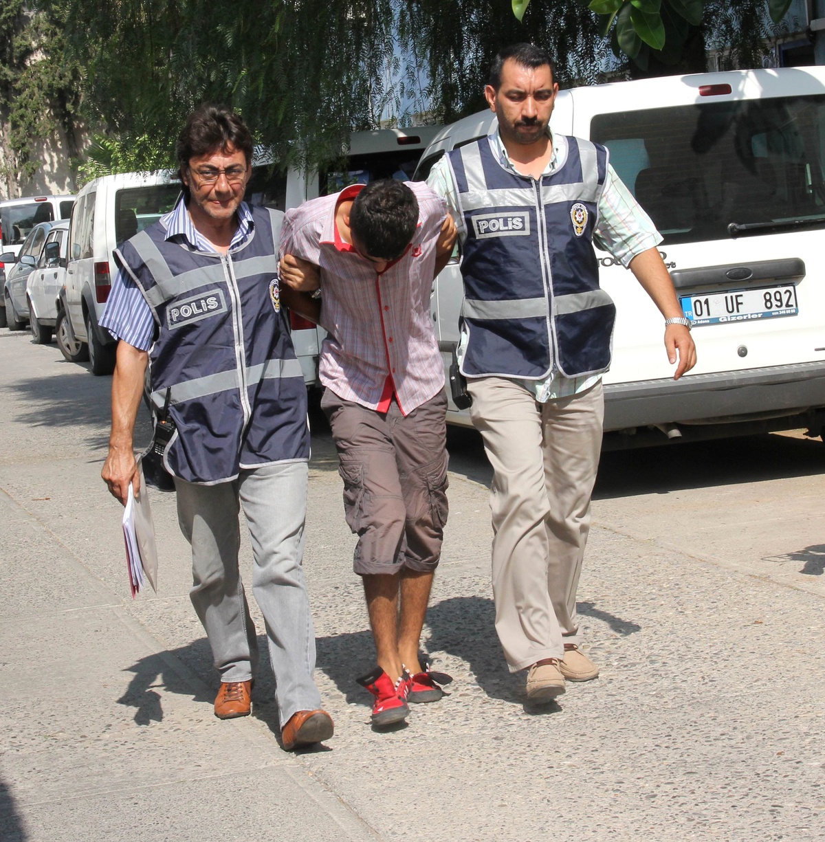 Aynı Mahallede İki Kez Kapkaç Yapınca Yakayı Ele Verdi