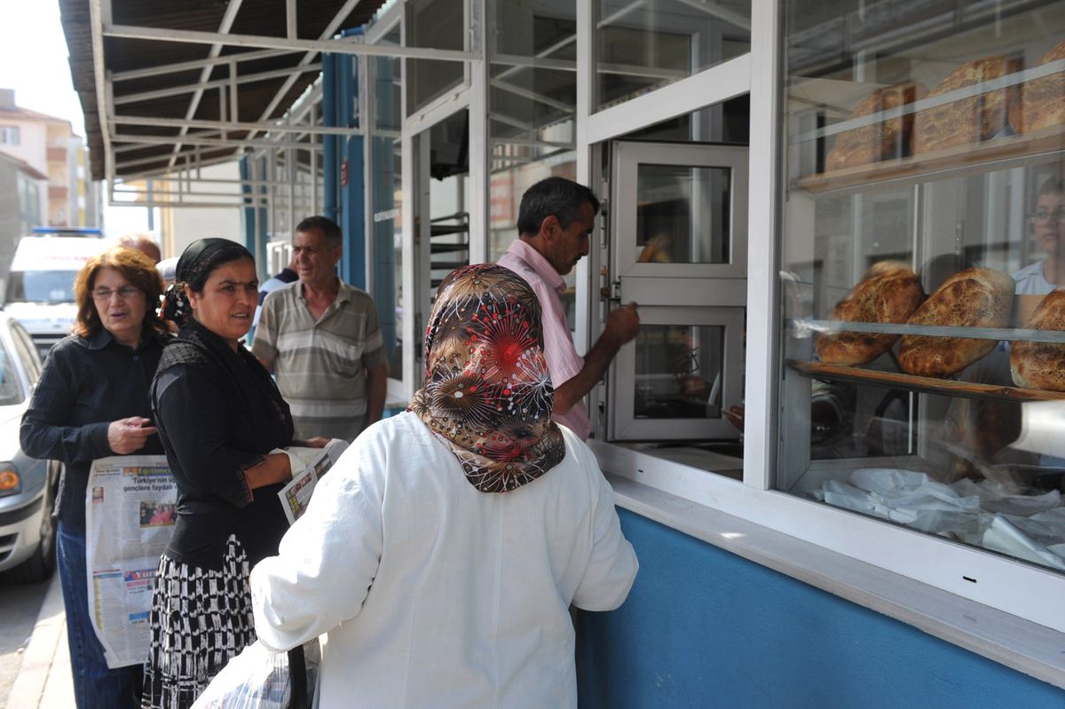 Bozüyük Belediyesinden Ucuz Pide