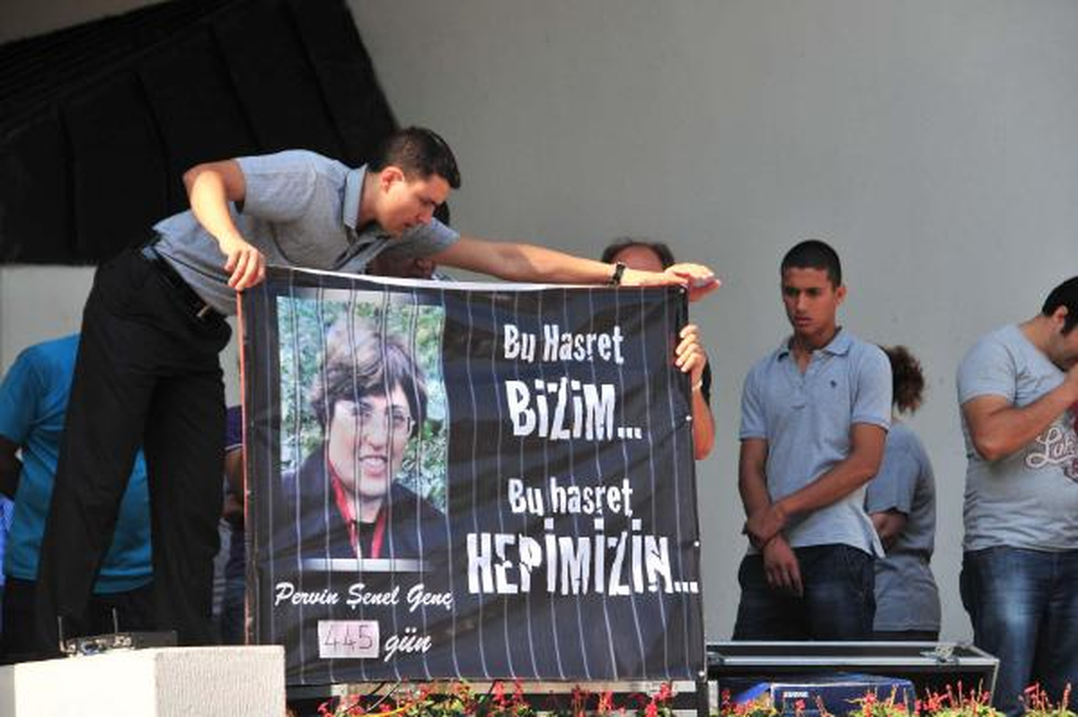 Büyükşehir Davasında \'Yolsuzluk\' Protestosu