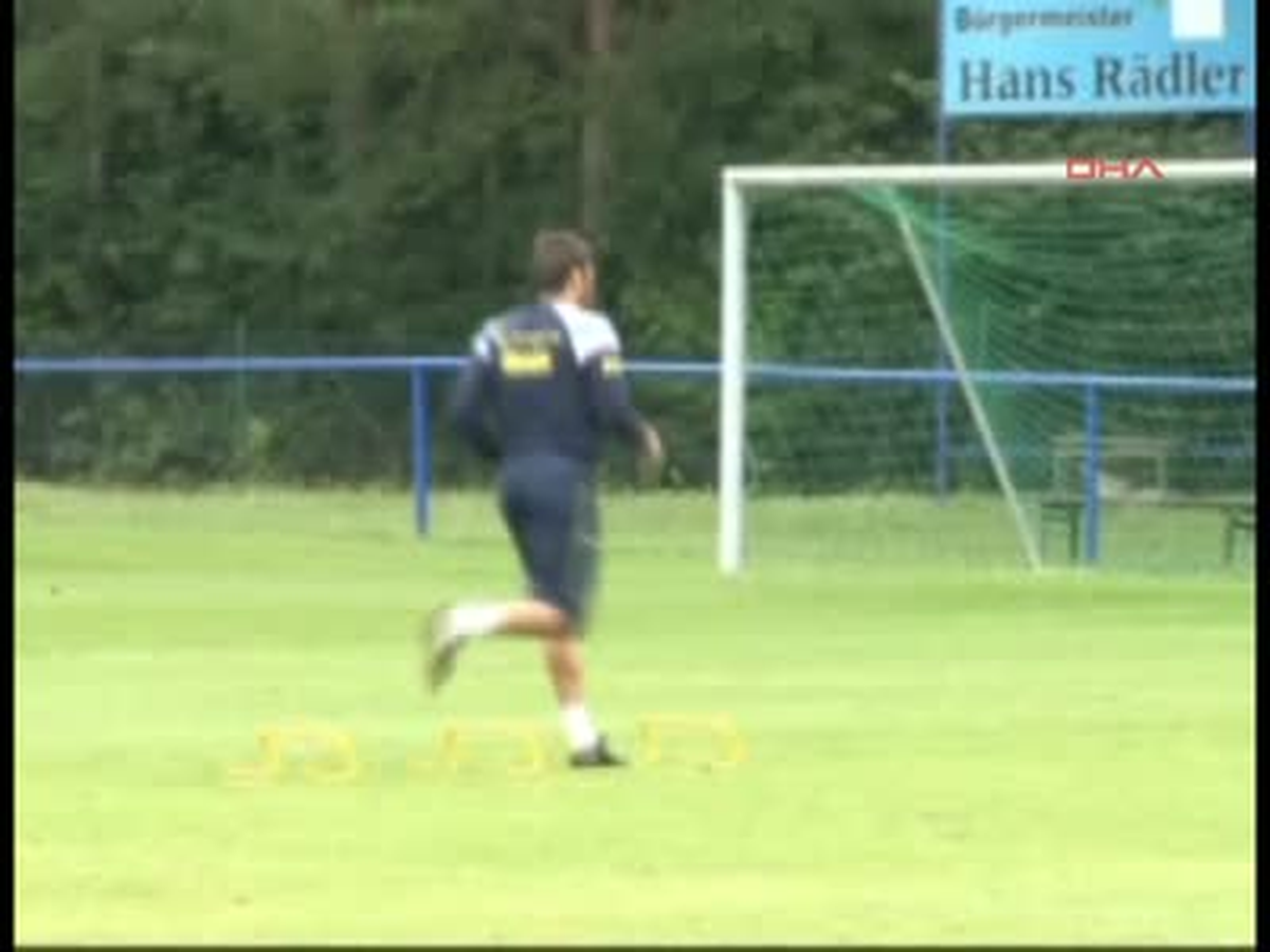 Fenerbahçe\'de Caner Sabah Antrenmanına Katılmadı