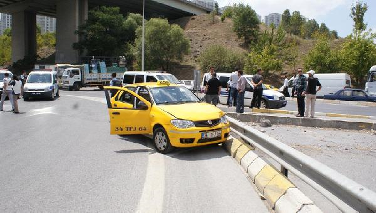Gaziosmanpaşa\'da Polisi Şehit Eden Saldırganlar Çatışma Sonrası Yakalandı (1)