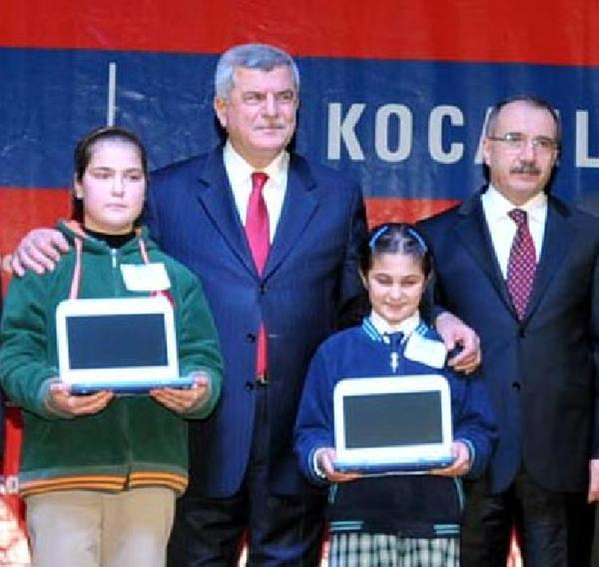 Kocaeli Büyükşehir\'e Bilgisayar Firmasından 7 Mılyon TL\'lik Haciz