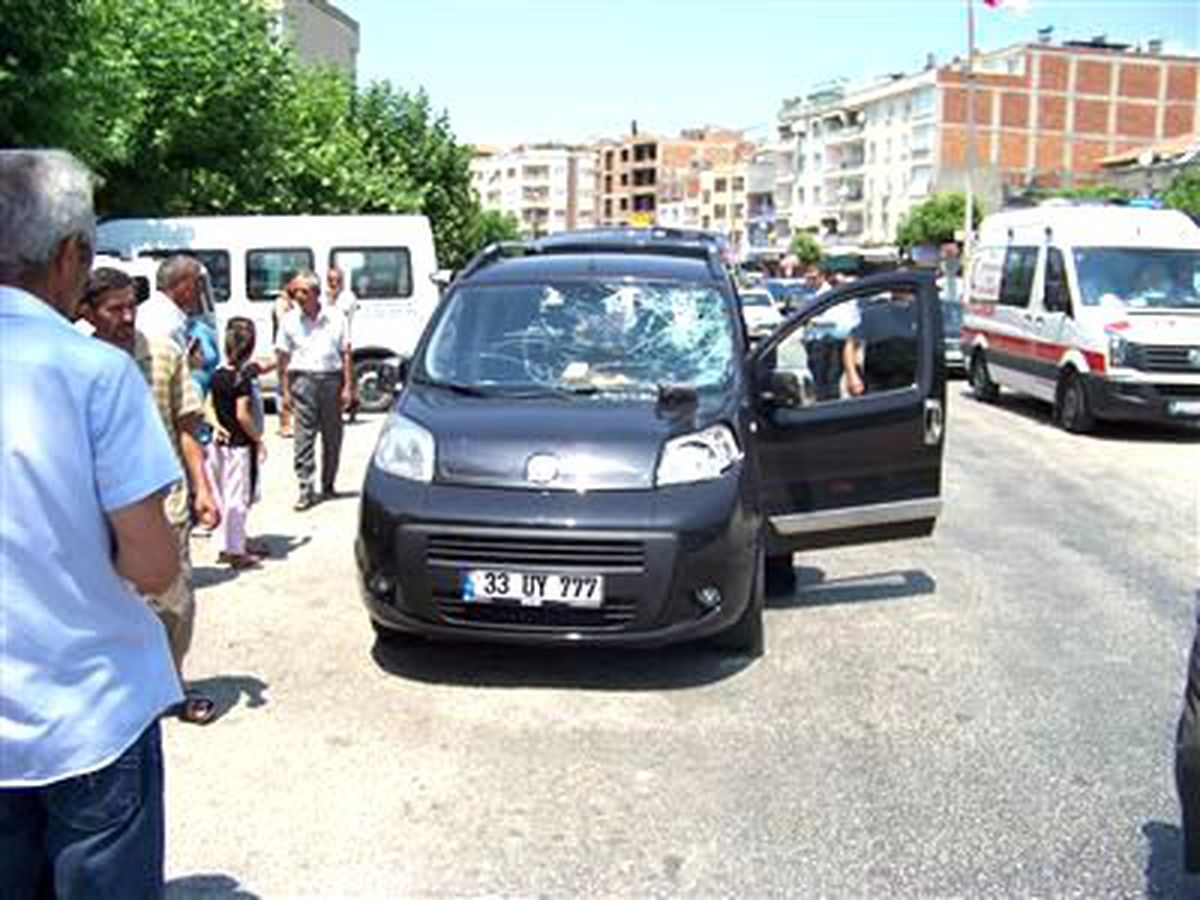 Mut\'ta Trafik Kazası: 1 Ölü