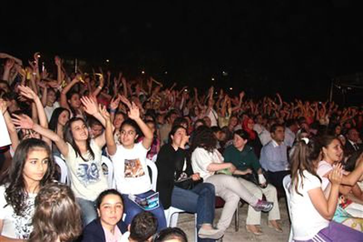 Nevşehir\'de Ceceli Konseri Coşturdu