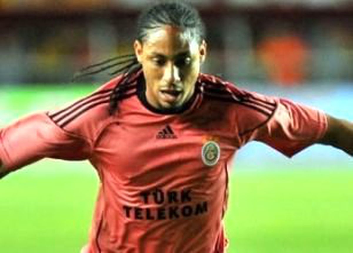 Pino Galatasaray\'dan Ayrıldı!