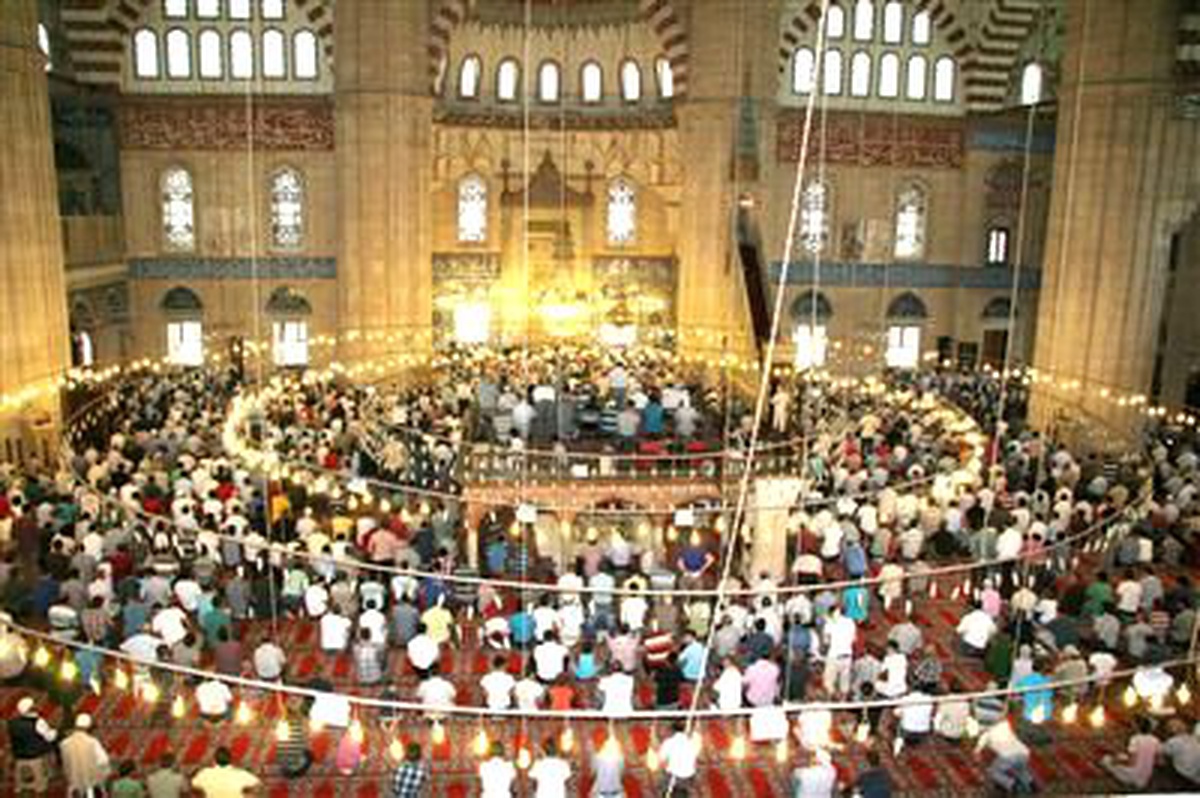 Selimiye\'de İlk Cuma Namazı Kılındı