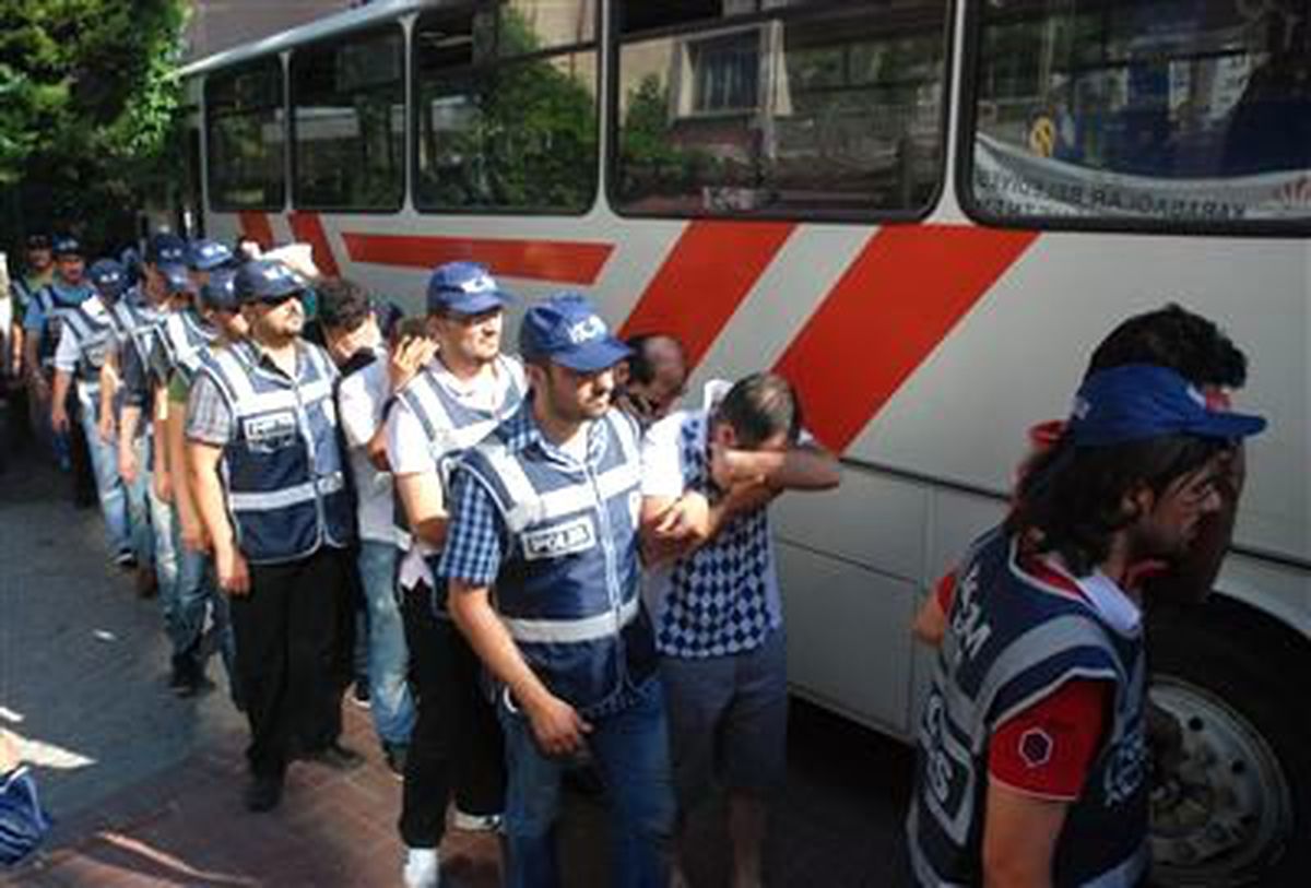 Sınav Soruşturmasında 19 Tutuklama (1)