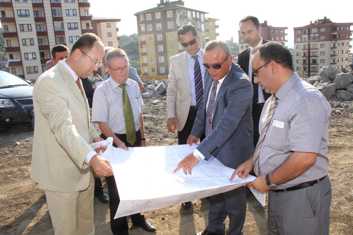 Trabzon\'da Silah Ruhsatı Gelirinden Okul Yapıldı