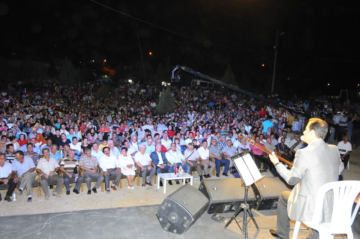 Akçatekir\'de Orhan Hakalmaz Coşkusu
