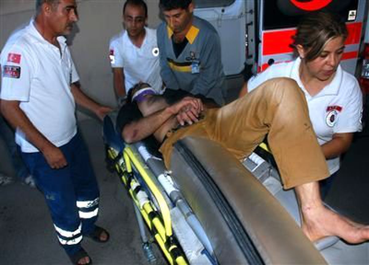 Alanya\'da Trafik Kazaları: 3 Yaralı