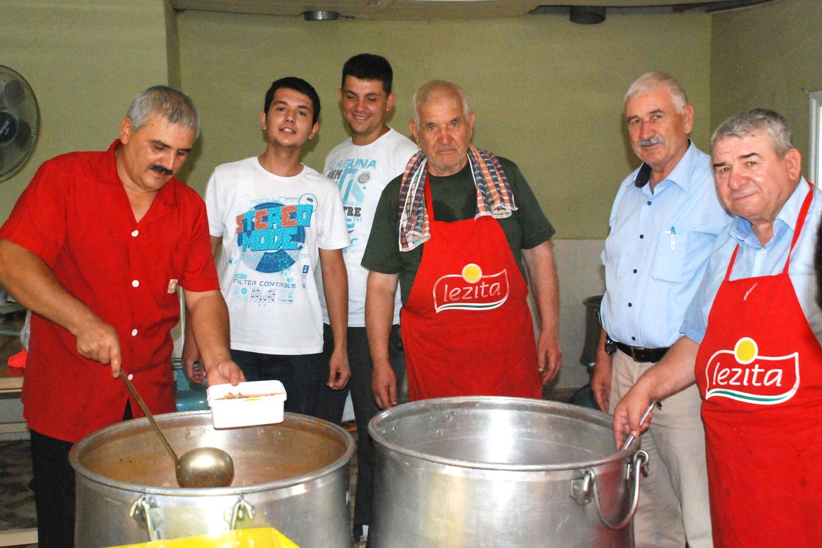 Baba Ocağında Her Gün 3 Bin Kişiye Yemek