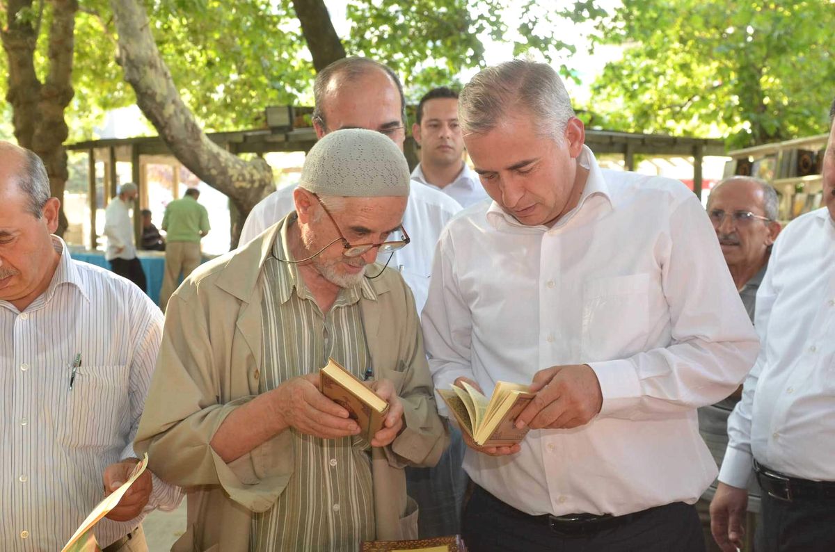 Denizli\'de Dini Yayınlar Fuarı Açıldı
