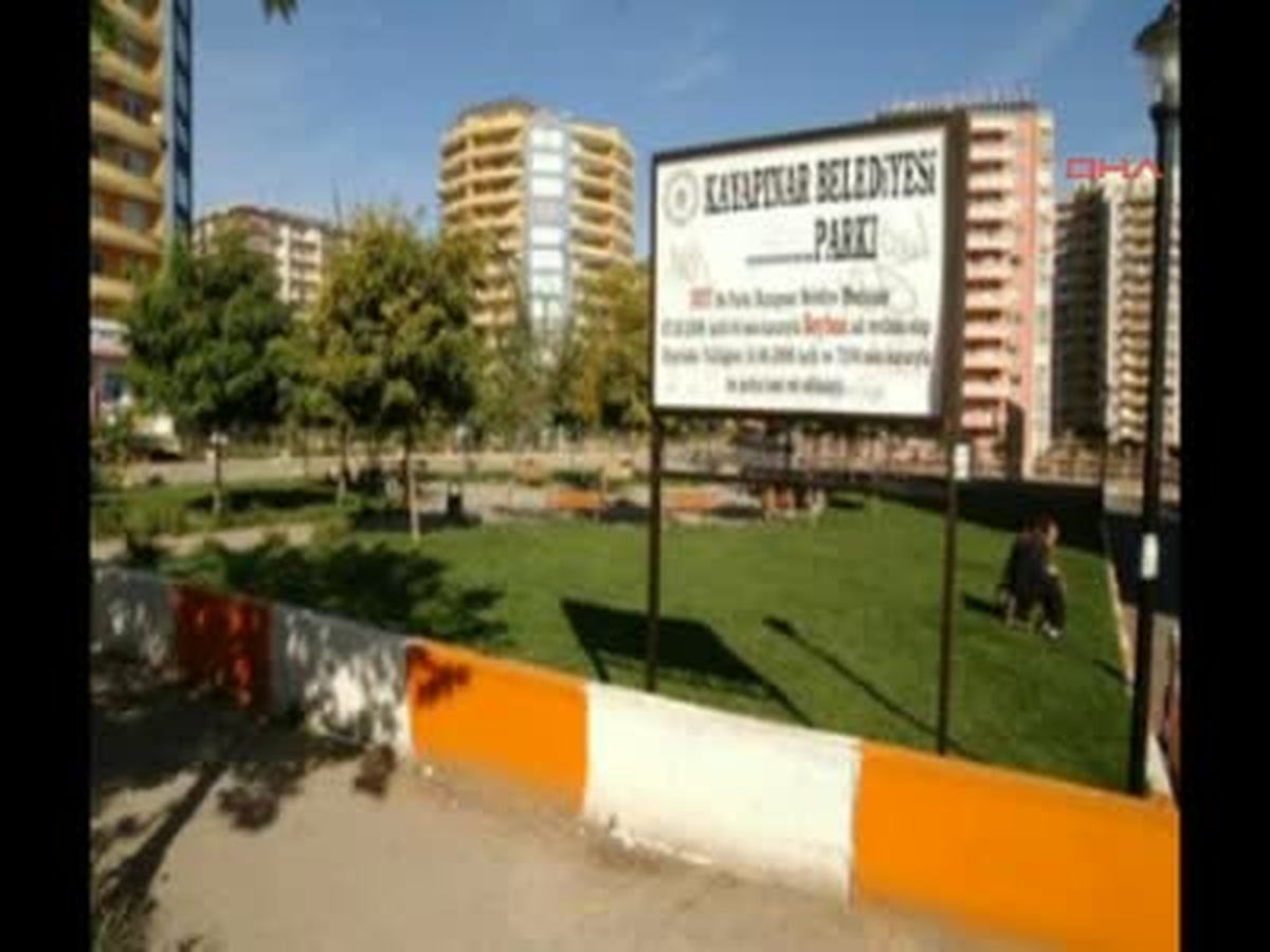 Diyarbakır\'da Mahkemeden Kürtçe Kültür Merkezi ve Park İsimlerine İptal Kararı