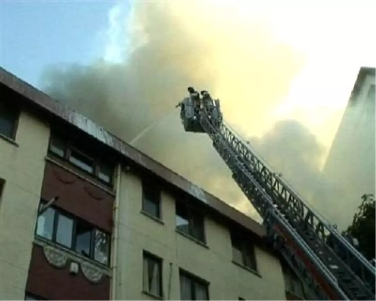 Fulya\'da Bir Hafta İçinde İkinci Yangın Korkuttu