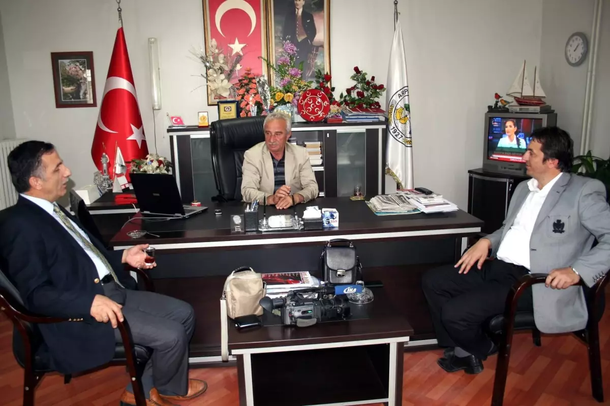İha Heyeti Arpaçay Belediyesi'ni Ziyaret Etti