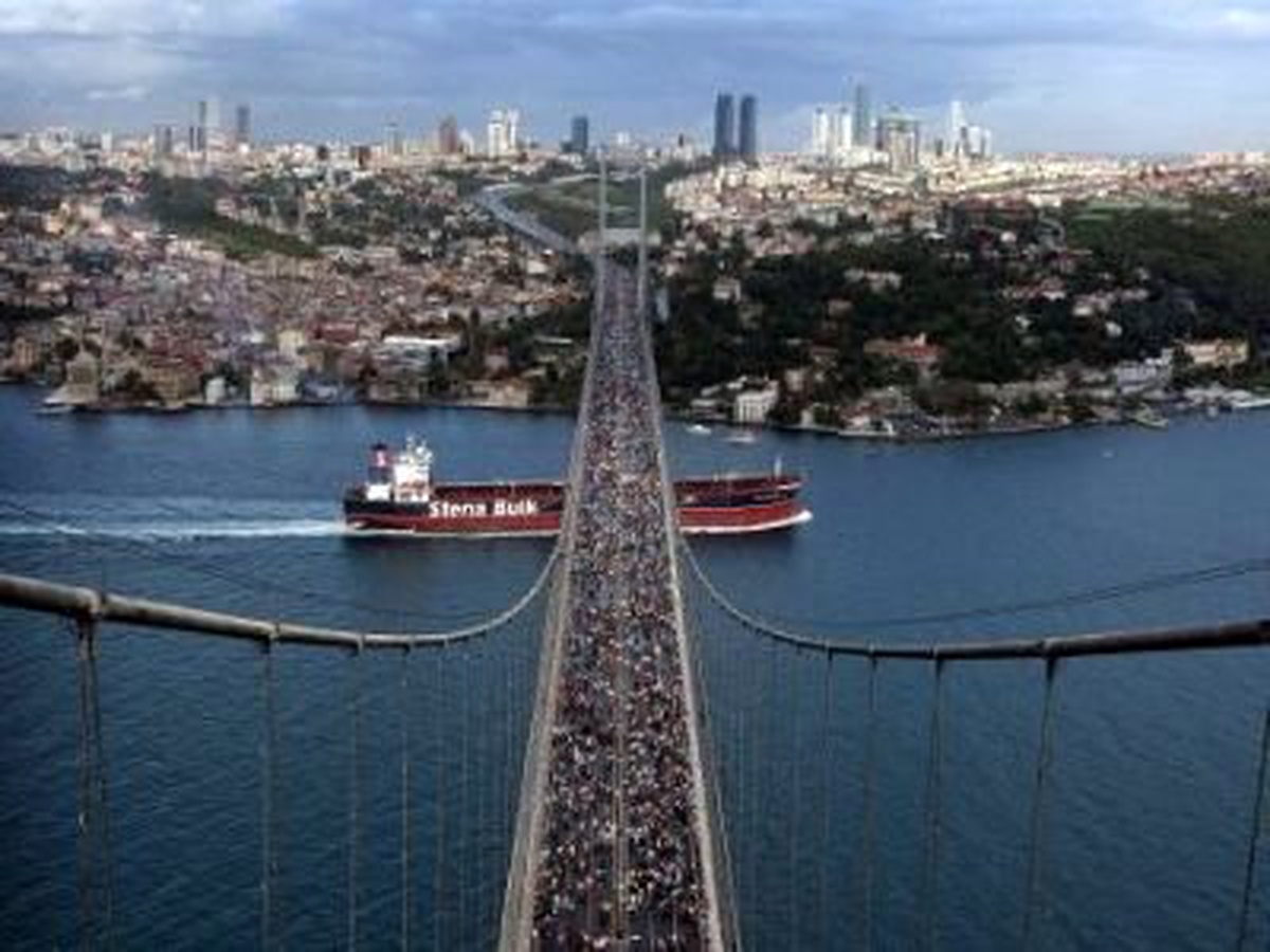 İstanbul Boğazı Yarın 08.30 ile 11.00 Saatleri Arasında İstanbul Boğazı\'ndan Gemi Geçişi...