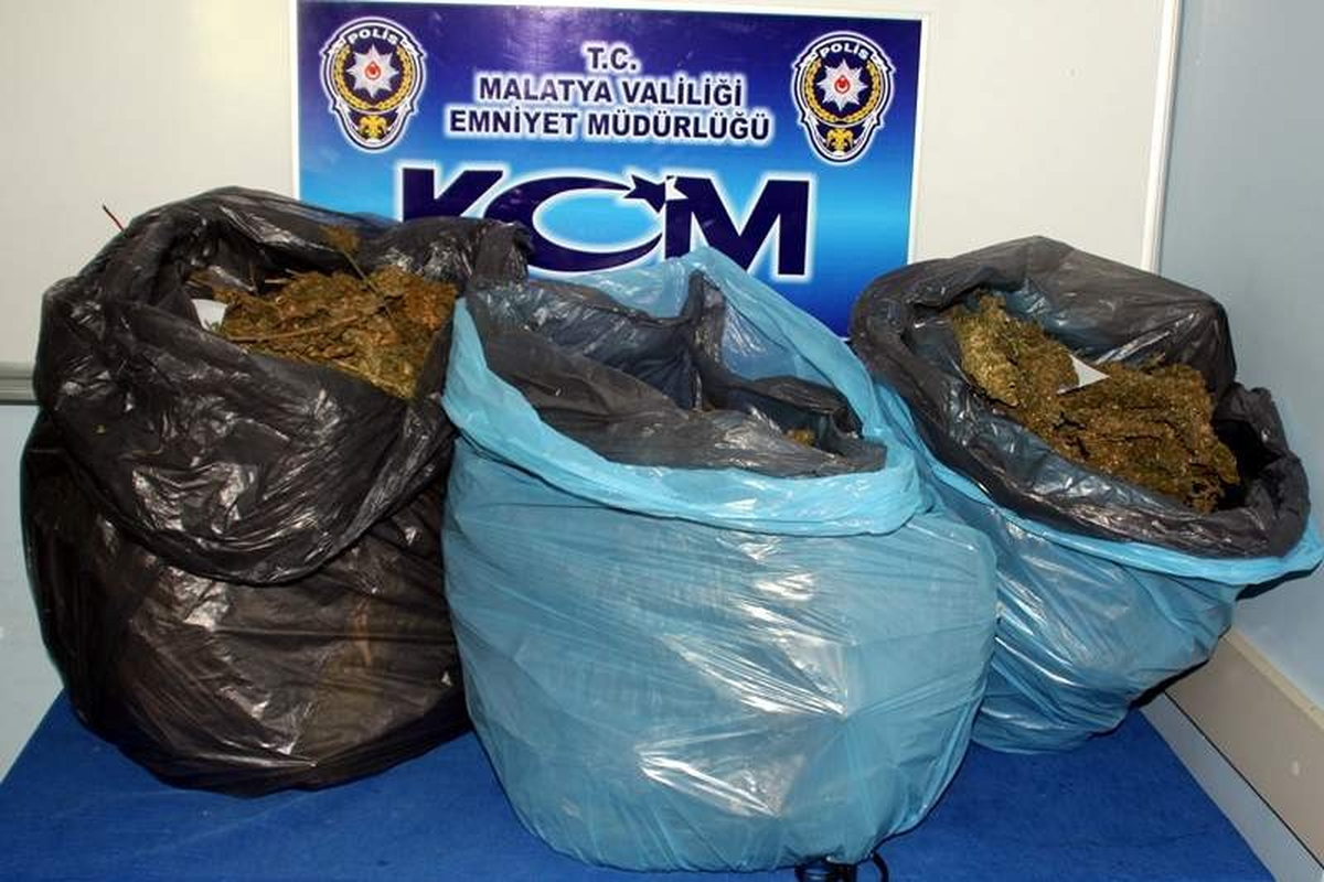 Malatya\'da 30 Kilo Esrar Ele Geçirildi
