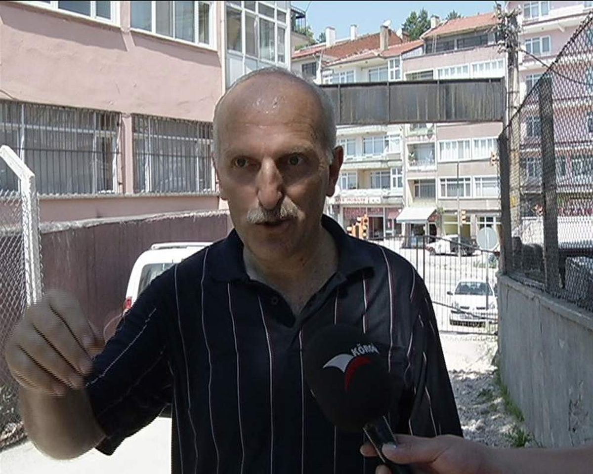Okul Yönetimi ile Vatandaş Arasında Yol Kapışması