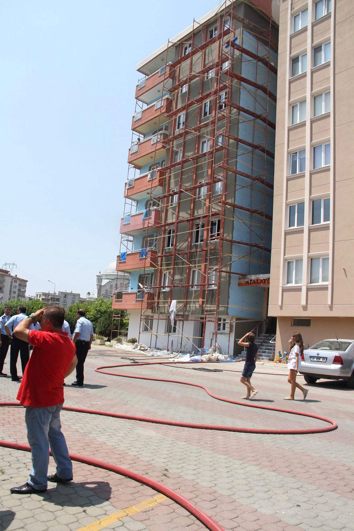 Patlayan Televizyon Yangına Yol Açtı