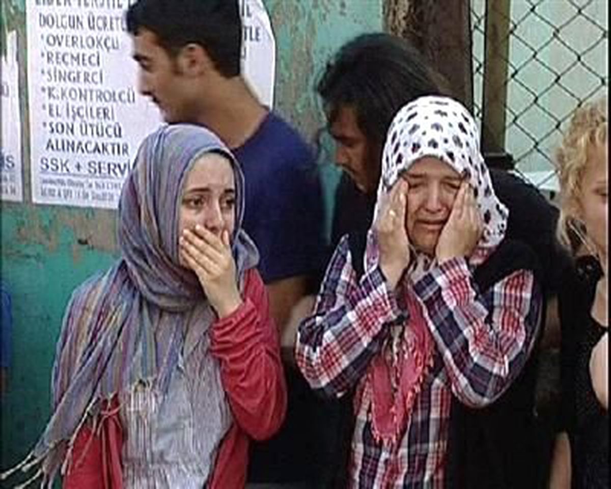 Pendik\'te Pastanede Patlama: 4 Yaralı
