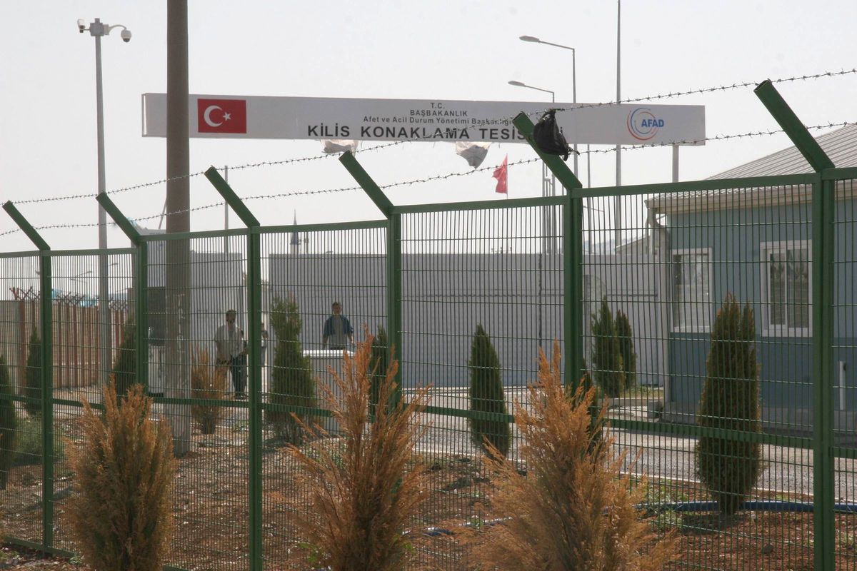 Suriyeliler, Konteynır Kentte Markette Sıra Yüzünden Olay Çıkardı