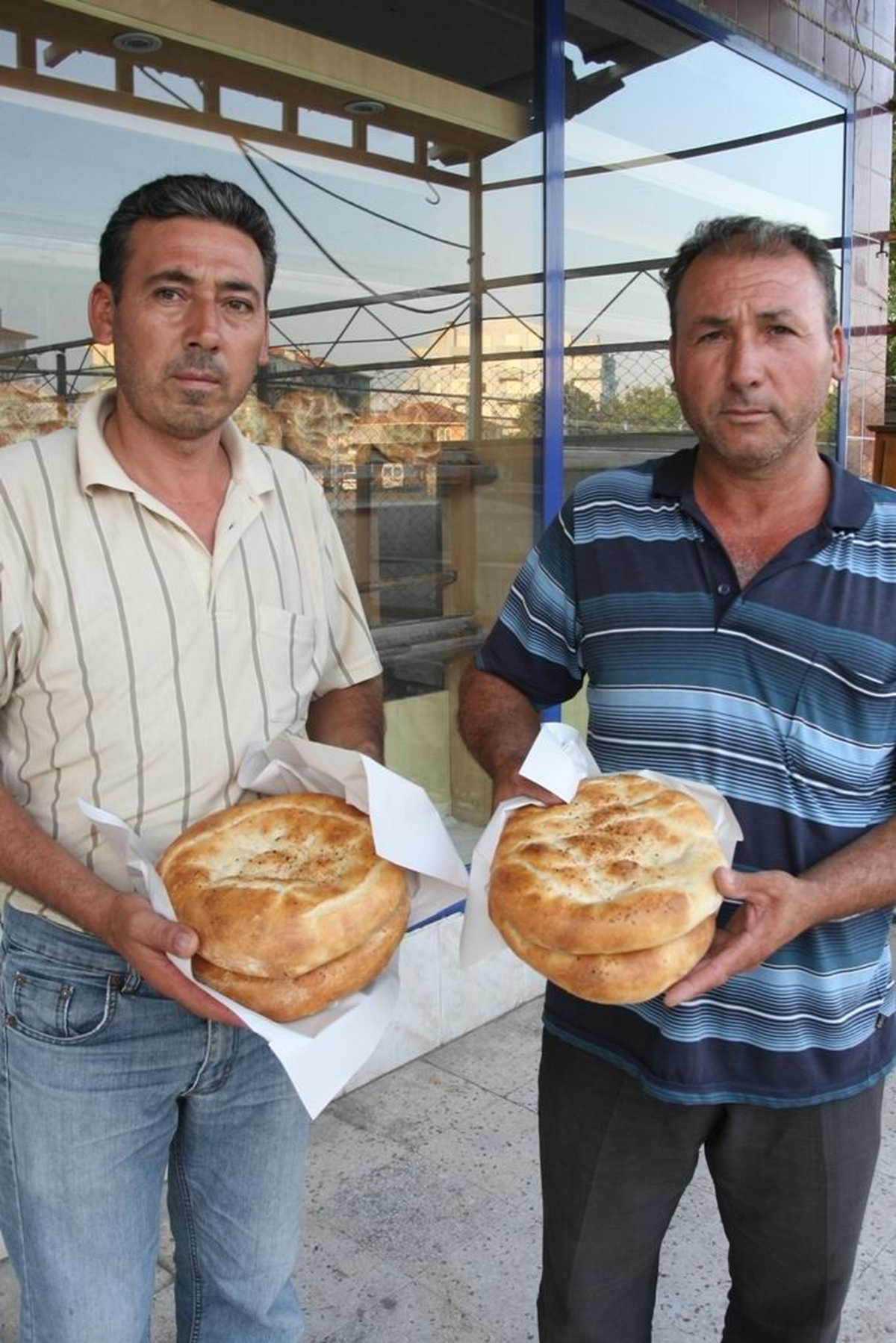 Altınovalılar Ramazan Pidesi Fiyatını Pahalı Buldu