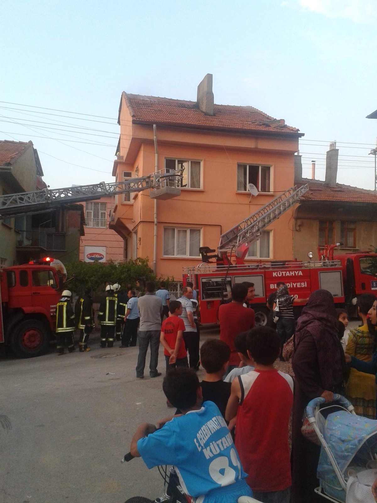 Balık Kızartmak İsterken Evi Yakıyorlardı