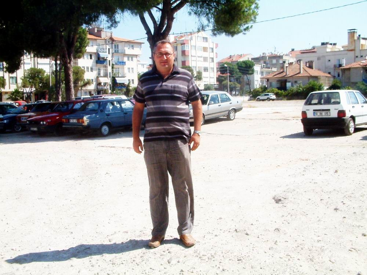 Burhaniye Tariş\'in Alış Veriş Merkezi İkinci Kez İhaleye Çıktı