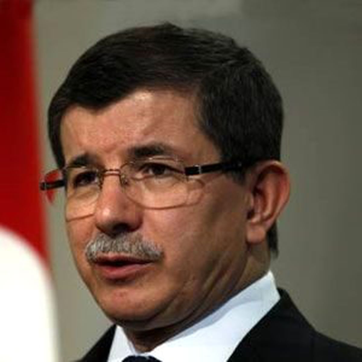 Davutoğlu, İtalya Dışişleri Bakanı Terzi ile Telefon Görüşmesi Yaptı