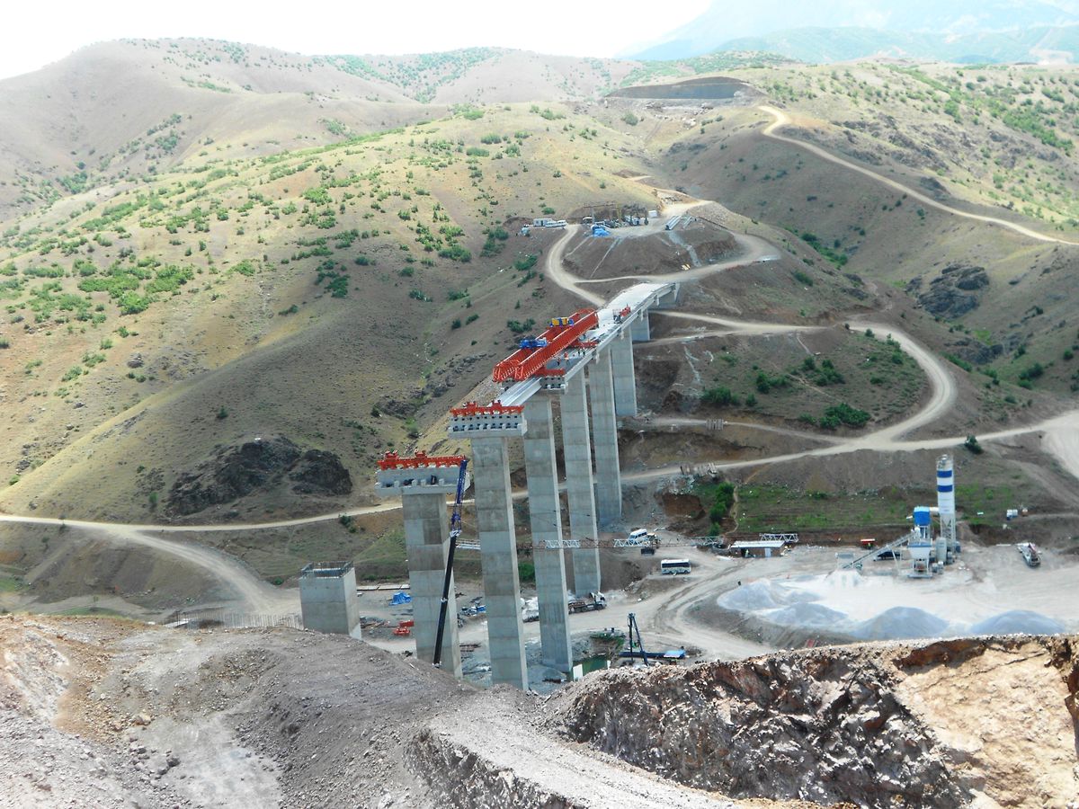 Ekinözü\'ne Devasa Viyadük