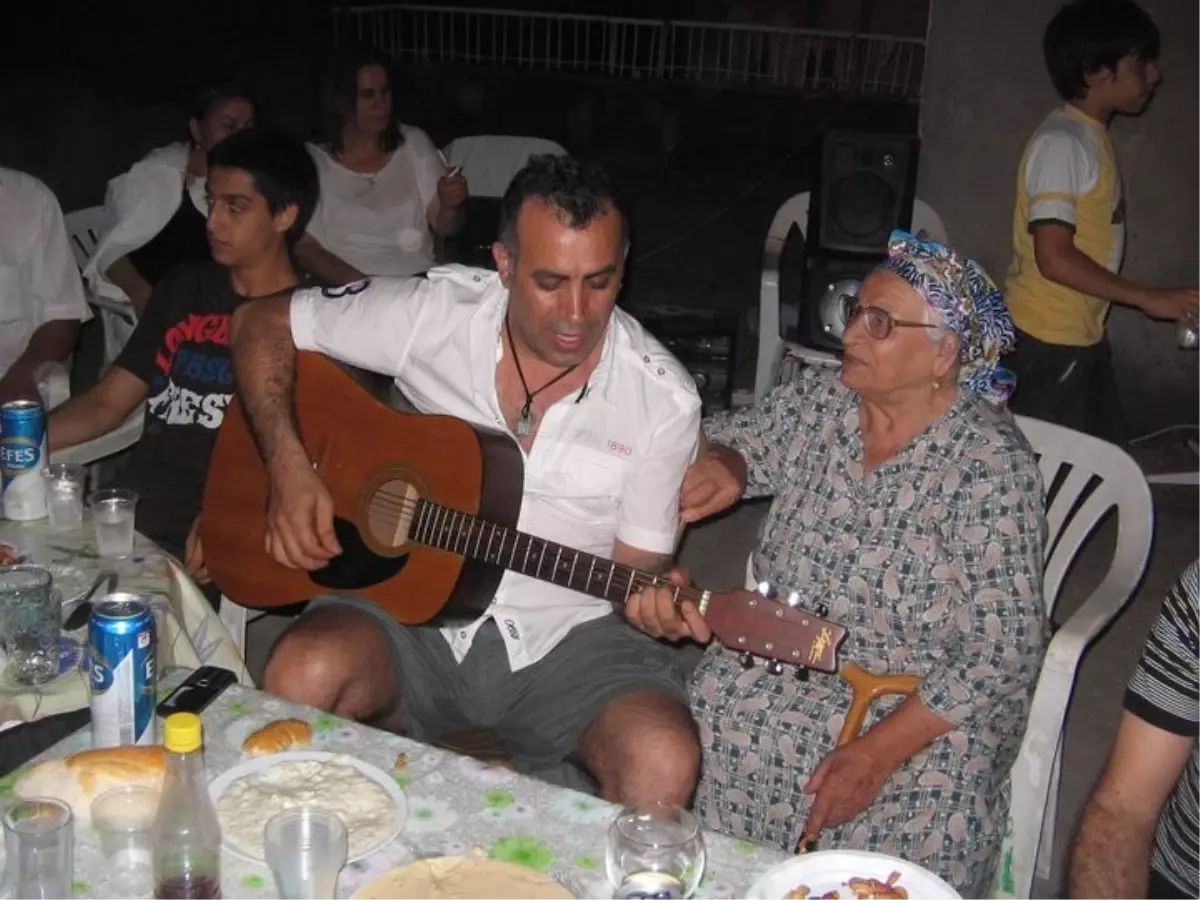 Genç Mankenden Açıklama