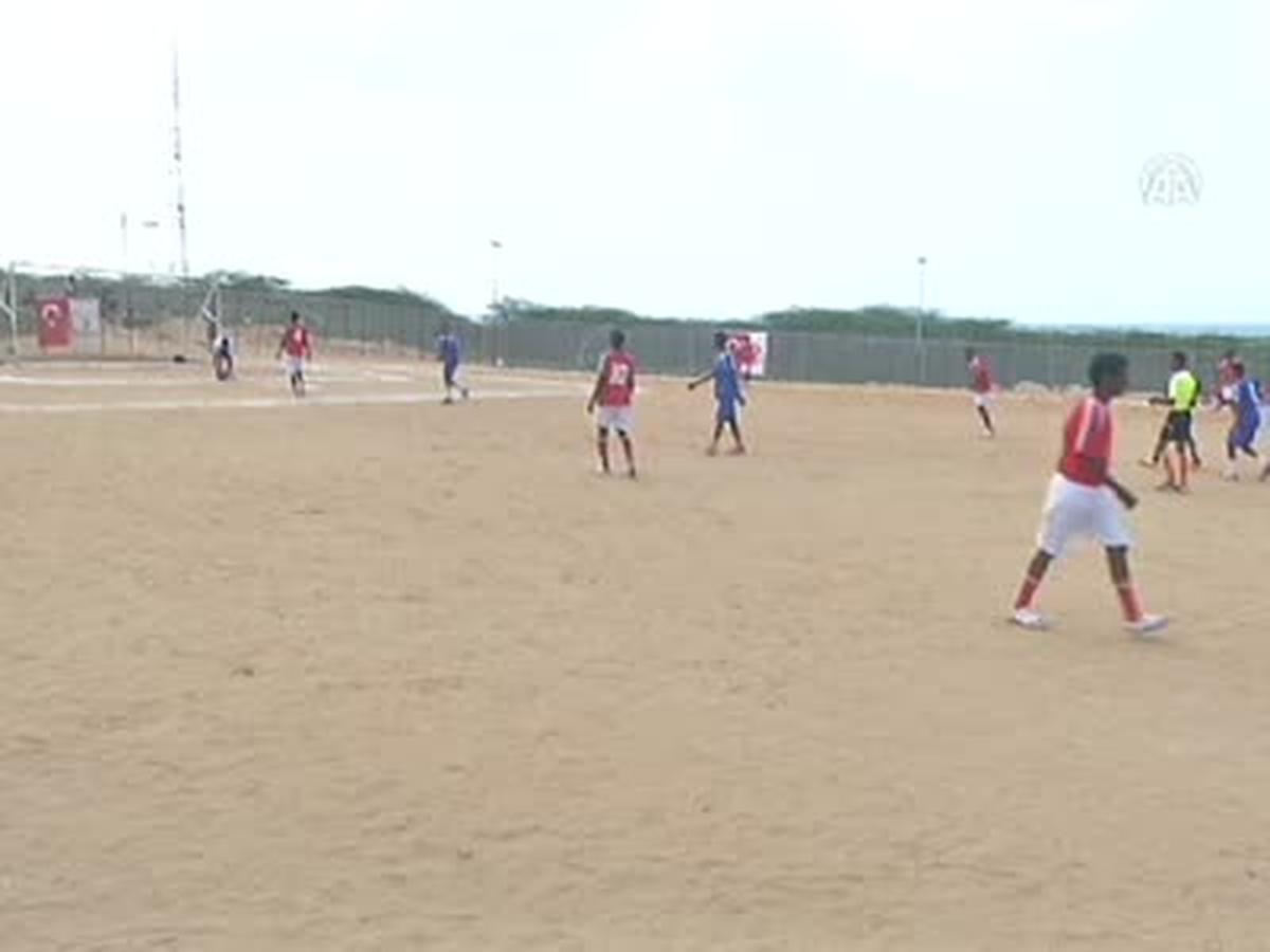 "Her Şeye Rağmen Futbol"