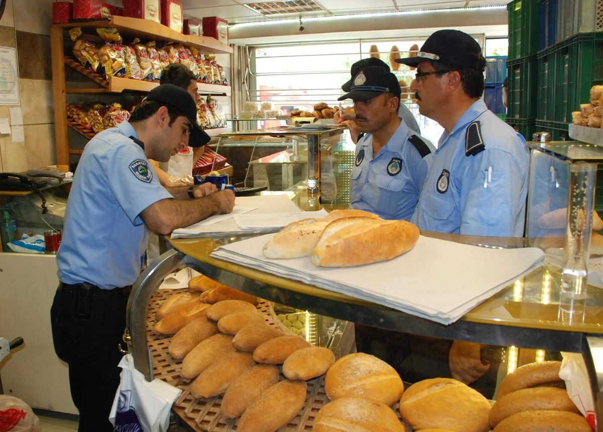 Karatay Zabıtasından Ekmek Gramajı Denetimi