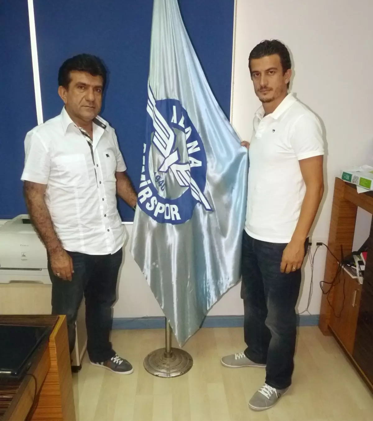 Kasımpaşalı Özgür Adana Demirspor\'da