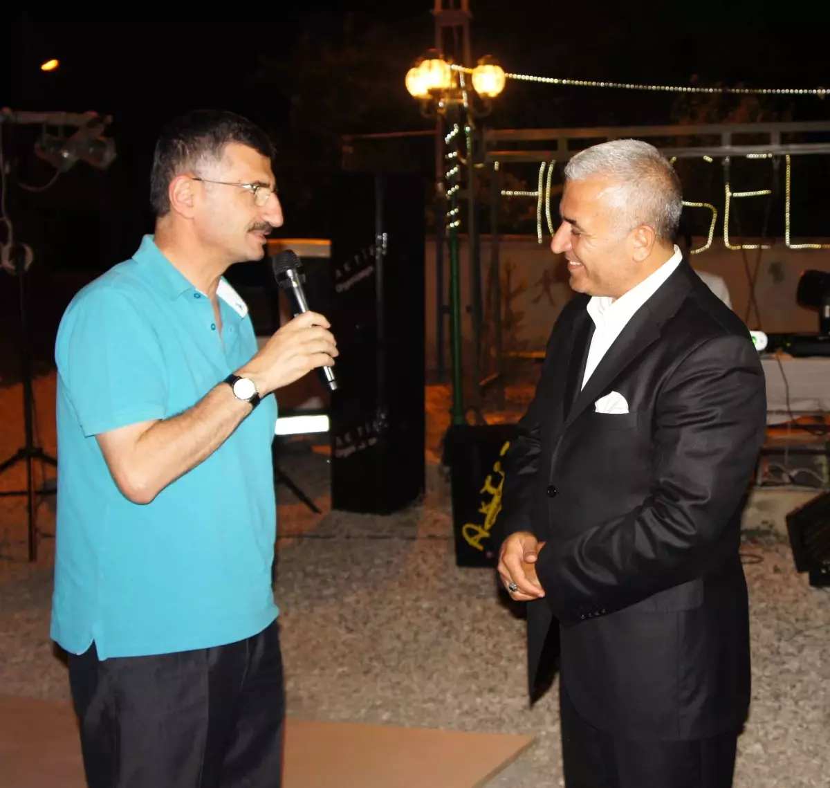 Köy Meydanında Semazen Gösterisi