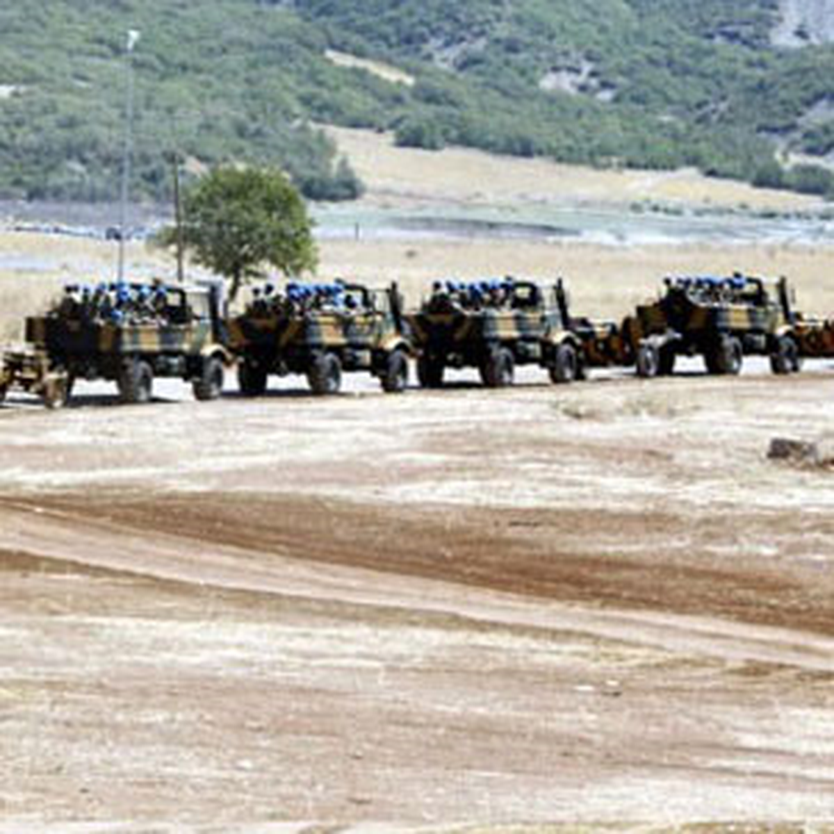 Suriye Sınırına Askeri Sevkiyat