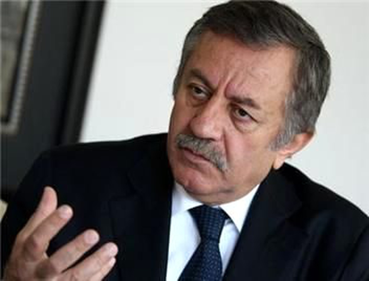 Mhp\'li Adan: "Demokratım Demekle, Demokrat Olunmaz"