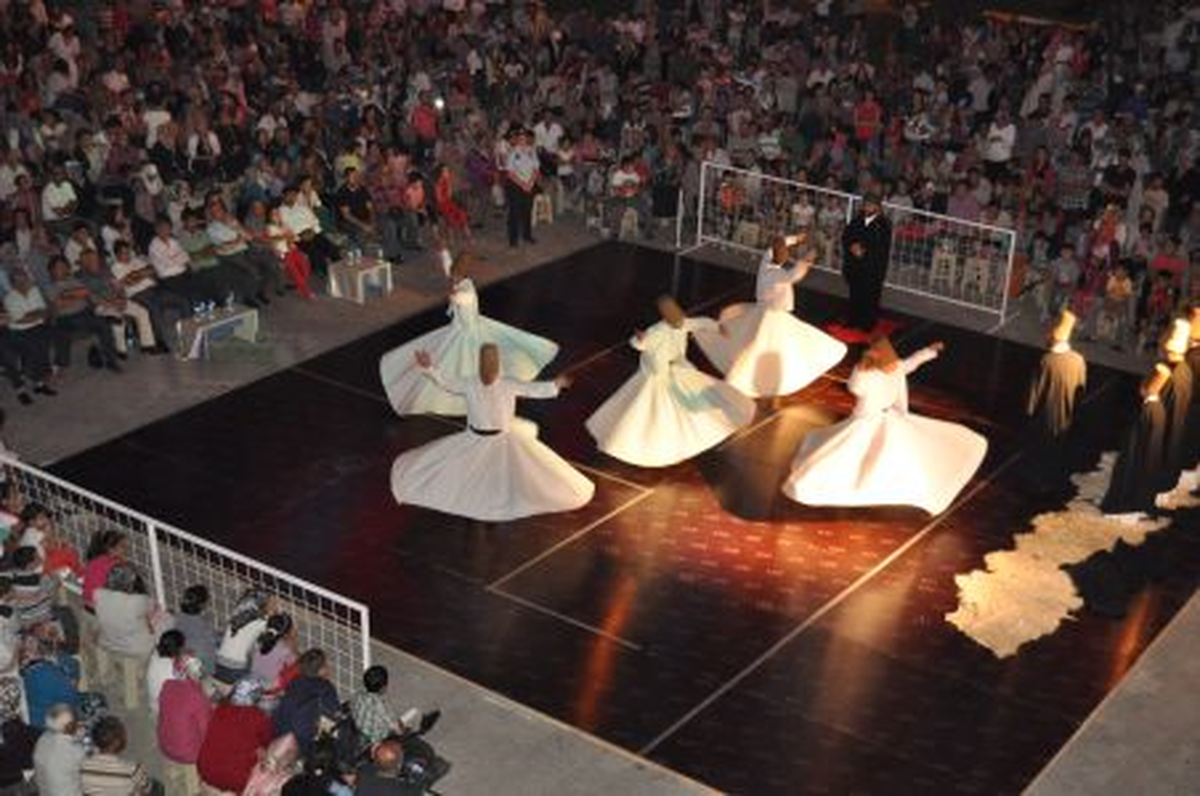 ABaşkal Konseri Eğlenceyi Doruğa Taşıdı