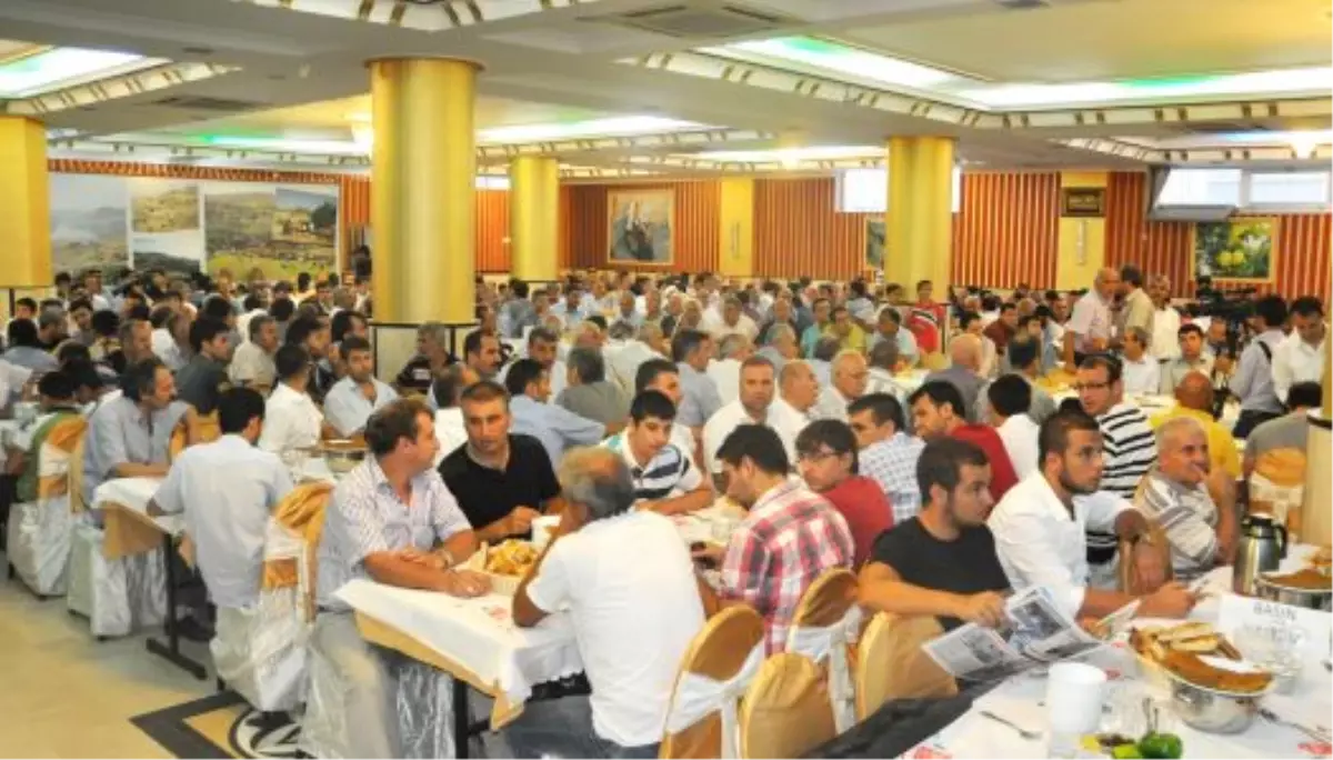 Adıyamanlılar İstanbul\'daki İftarda Bir Araya Geldiler