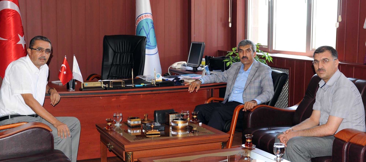 AK Parti Milletvekili Ahmet Salih Dal, Rektör Güvenç\'i Ziyaret Etti
