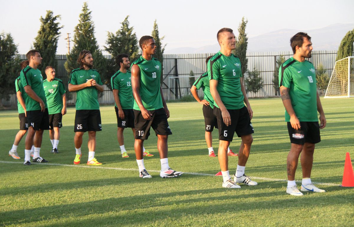 Akhisar Belediyespor\'da Almanya Kampı Başlıyor