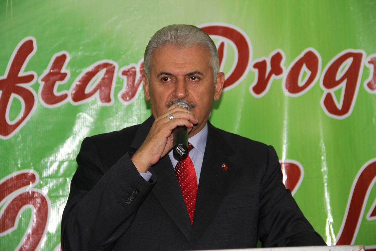 Bakan Yıldırım İftar Yemeğinde Hemşehrileri ile Biraraya Geldi
