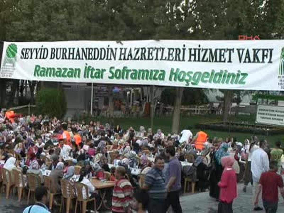 Bakan Yıldız AK Parti İftarında